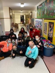 Glenwood Heights Primary students had a goal of collecting 500 items during its food drive, but ended up with over 3,300 donations.