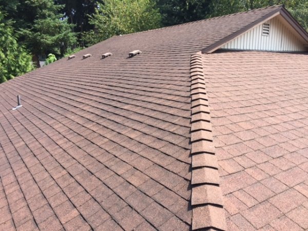 A roof after it was replaced by Grant Roofing & Pressure Washing in Battle Ground.
