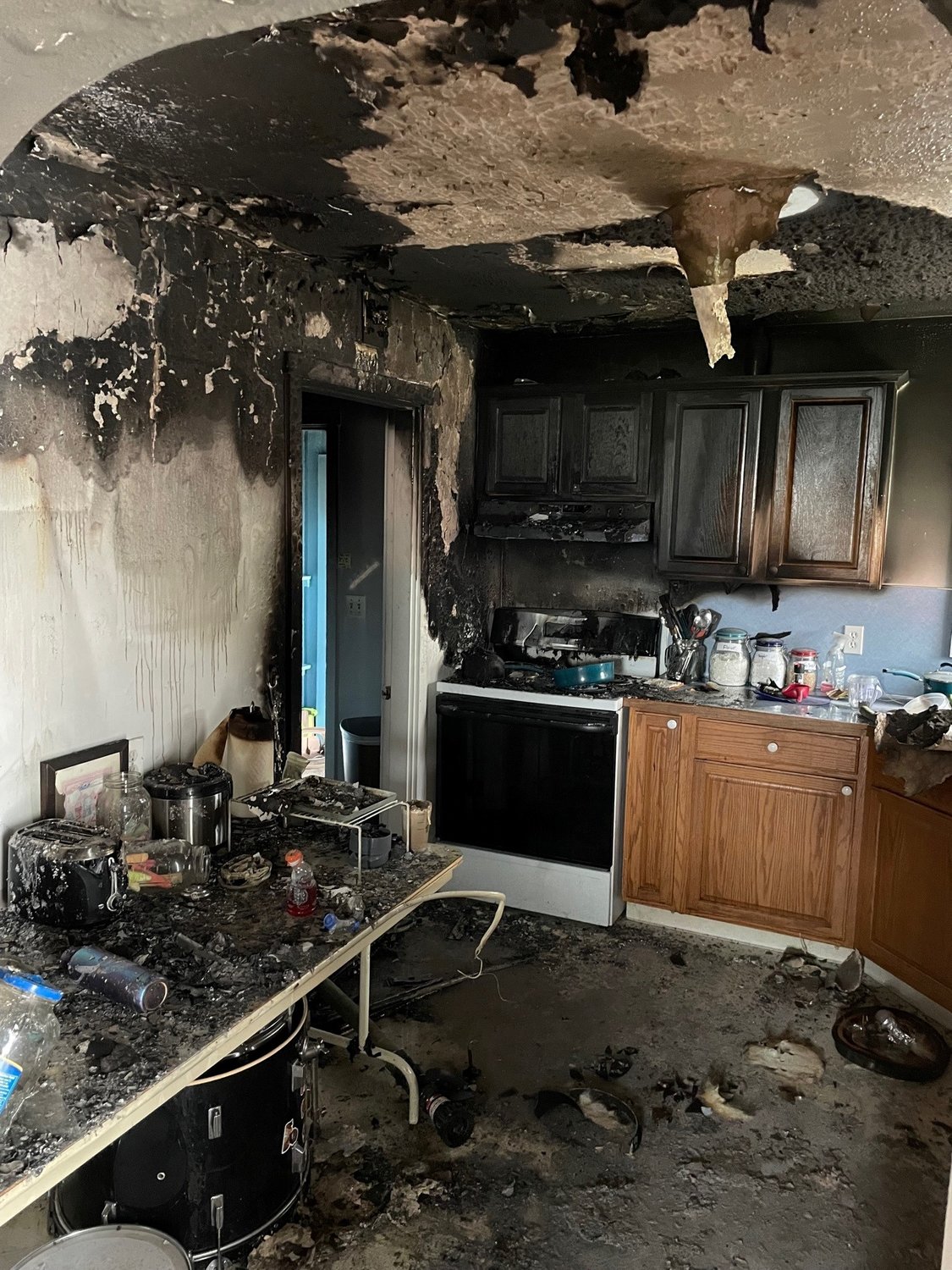 A kitchen fire at a Woodland home reportedly started as one of the occupants cooked fried chicken.