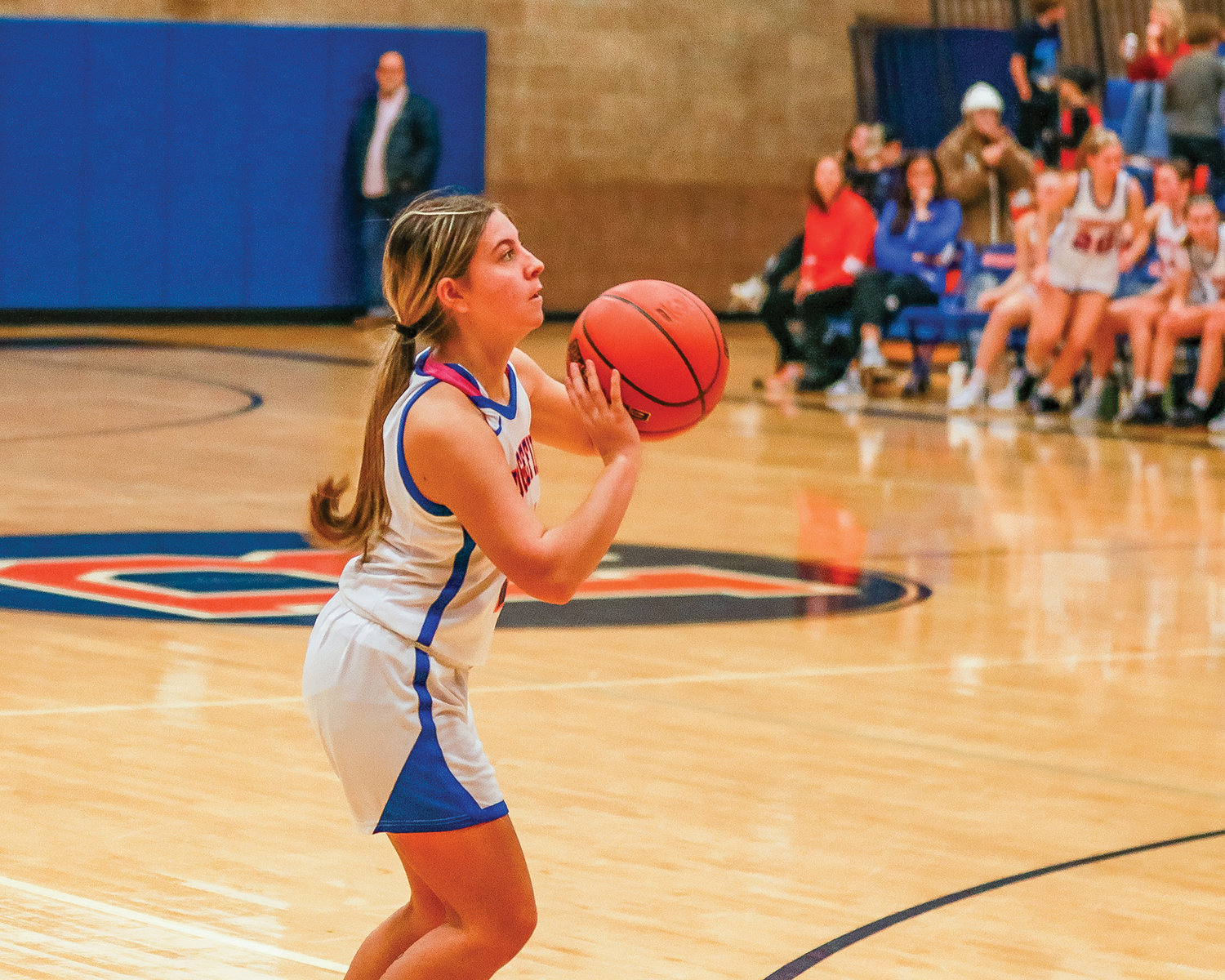 Ridgefield’s Kylie Andrew attempts a three pointer during a game against La Center on Monday, Dec. 19.