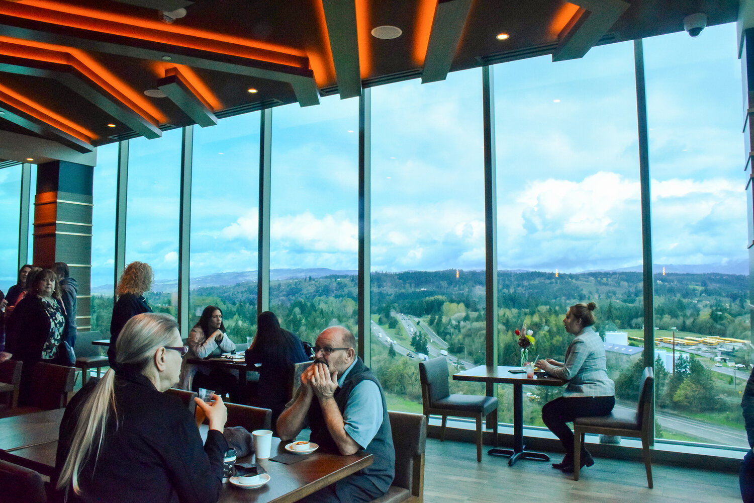 The first patrons of the top-floor restaurant at ilani’s new hotel sit with a scenic view of Clark County following the grand opening of the building on April 24.