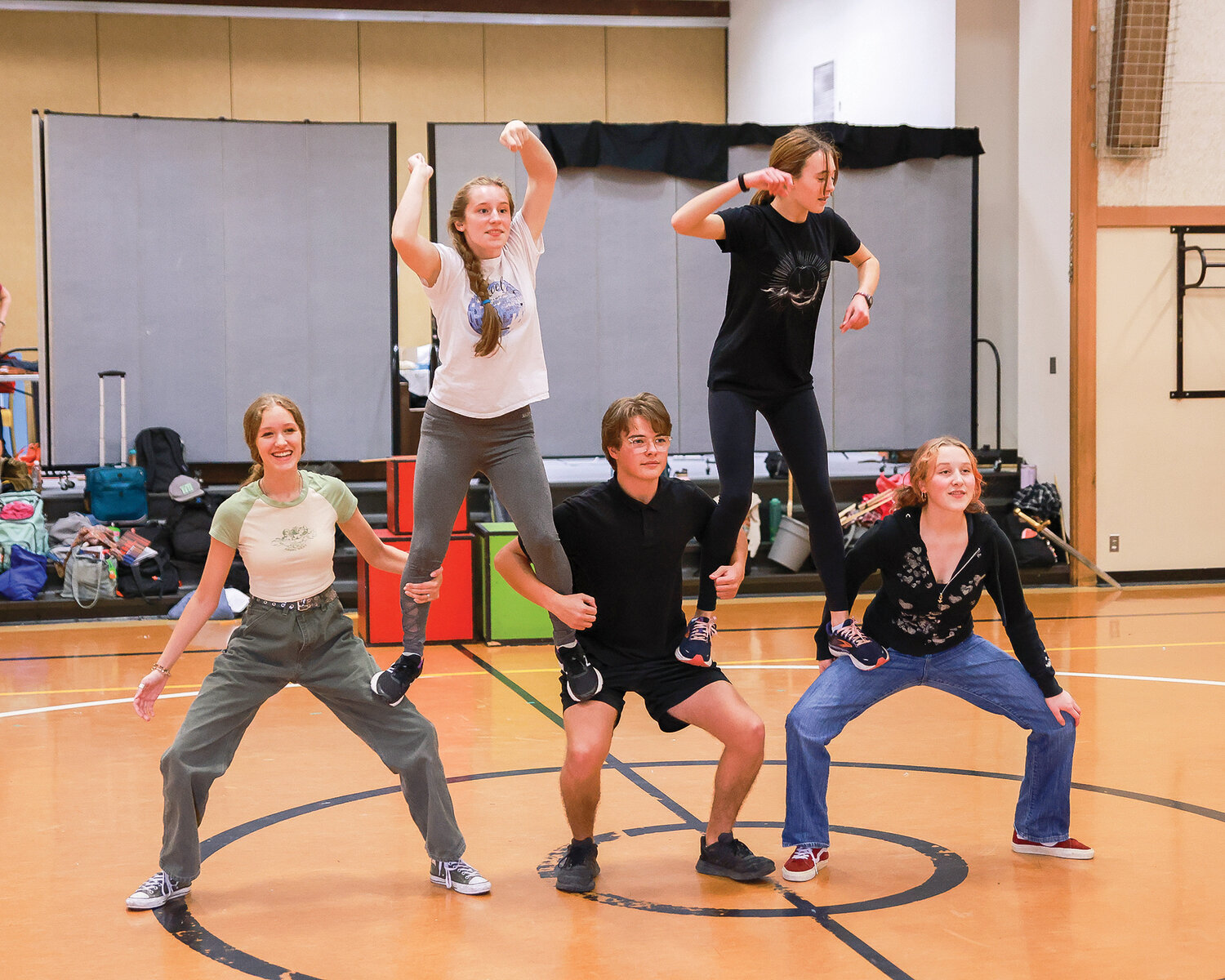 Students in River Homelink’s Theater Program rehearse for their upcoming production of Disney’s “Aladdin.” From left to right are Luna Bracke, Danica Wyenberg, Jackson Carter, Jordan O’Bryan and Magdelana Long.